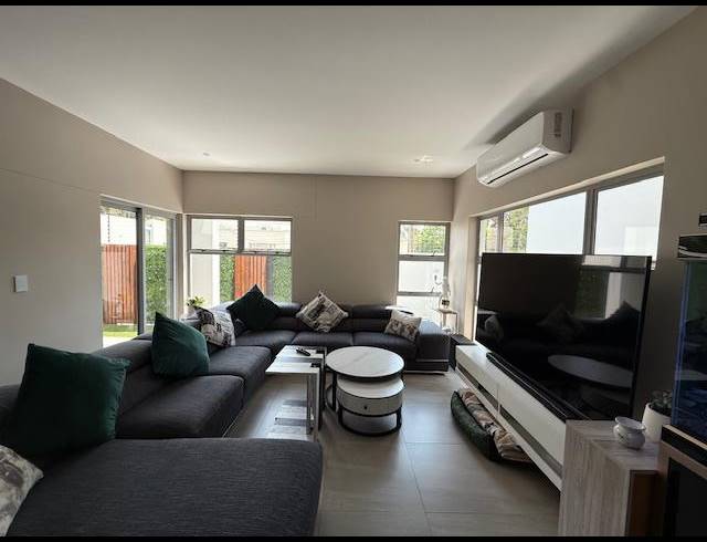 4 BEDROOM PROPERTY TO RENT IN BRYANSTON